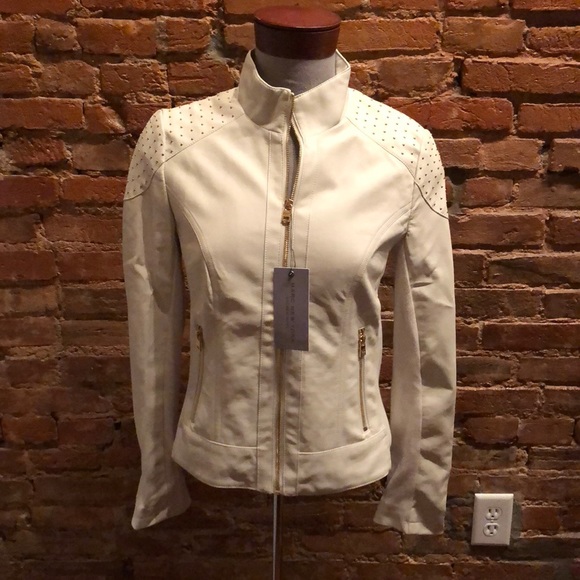 White and gold jacket - Picture 1 of 7